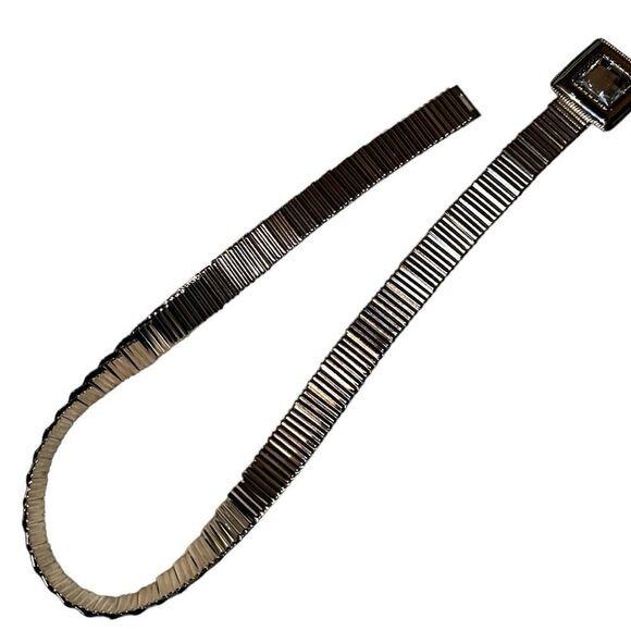 Vintage Silver serpentine style stretchy belt! Silver and clear stone buckle - Picture 7 of 7